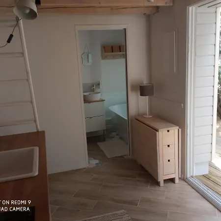 T2 A 2 Pas De La Semesterbostad Granville