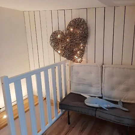 T2 A 2 Pas De La Semesterbostad *