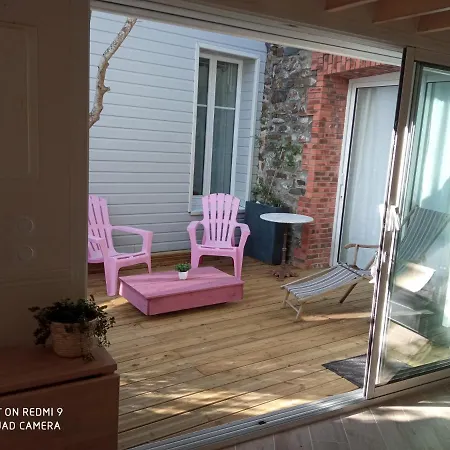 Hébergement de vacances T2 à 2 Pas De La Granville