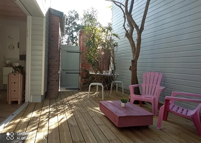 T2 A 2 Pas De La Holiday home Granville