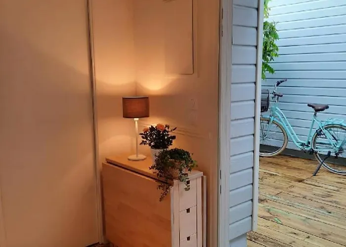 T2 A 2 Pas De La * 그랑빌