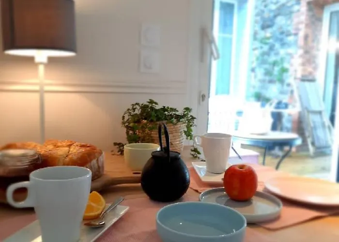 Hébergement de vacances T2 à 2 Pas De La *